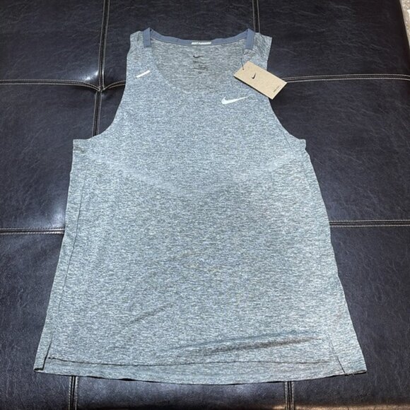 Nike Men's Dri-FIT Rise 365 Tank - Picture 5 of 10